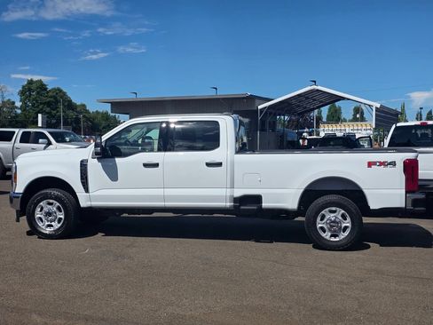 New 2026 Ford F350 XLT w/ FX4 Off-Road Package AWD/4WD image 9
