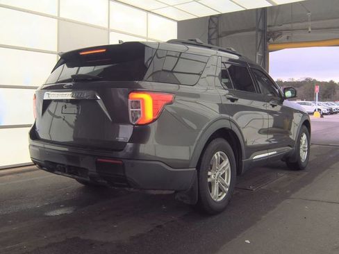 Used 2020 Ford Explorer XLT w/ Class III Trailer Tow Package image 2