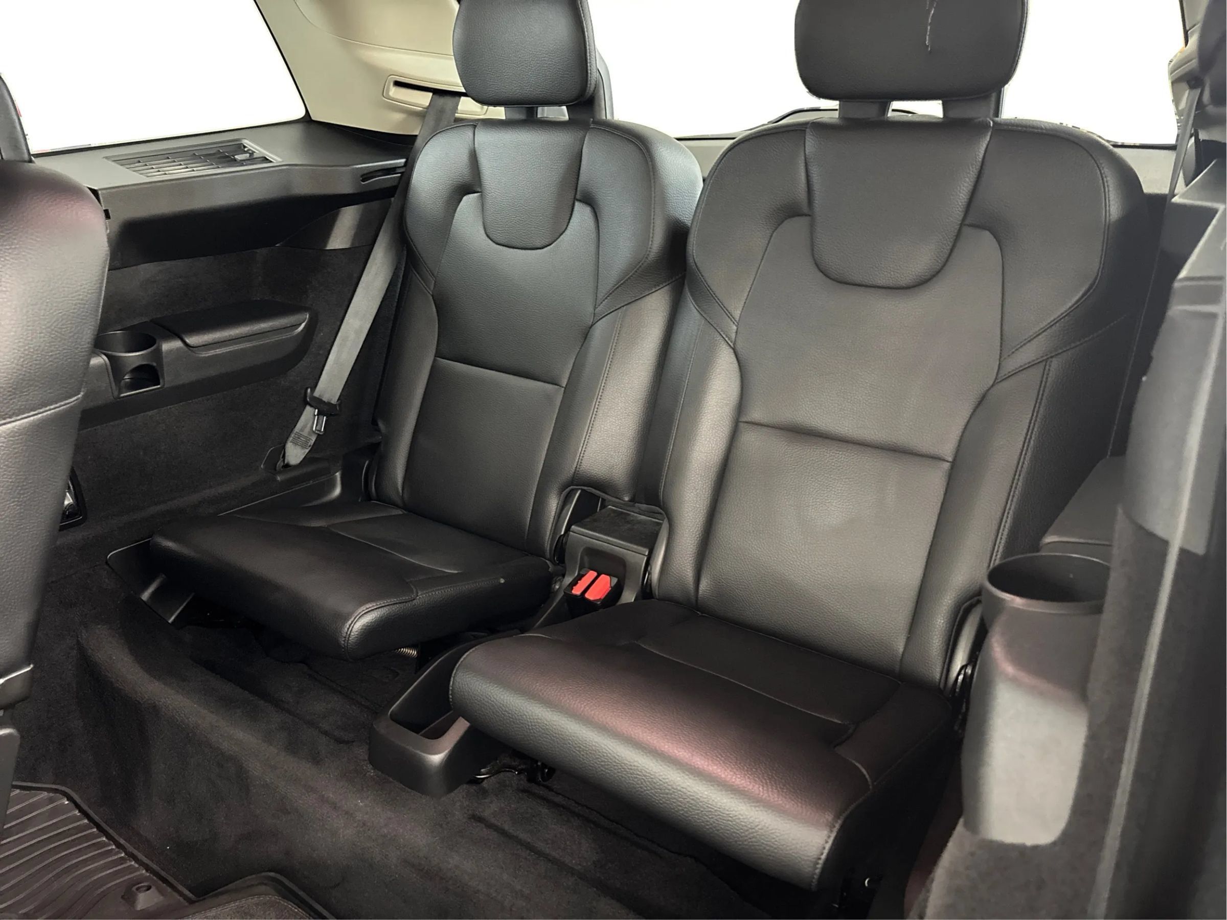 Used 2022 Volvo XC90 T8 Inscription Expression w/ Climate Package AWD/4WD image 42