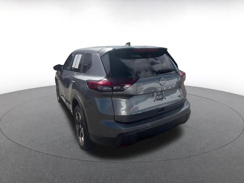 Used 2025 Nissan Rogue SV AWD/4WD image 11