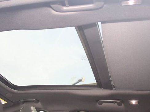 New 2026 Jaguar F-PACE R-Dynamic S image 23