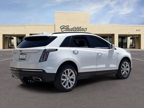 Used 2020 Cadillac XT5 Sportv w/ Platinum Package AWD/4WD image 5