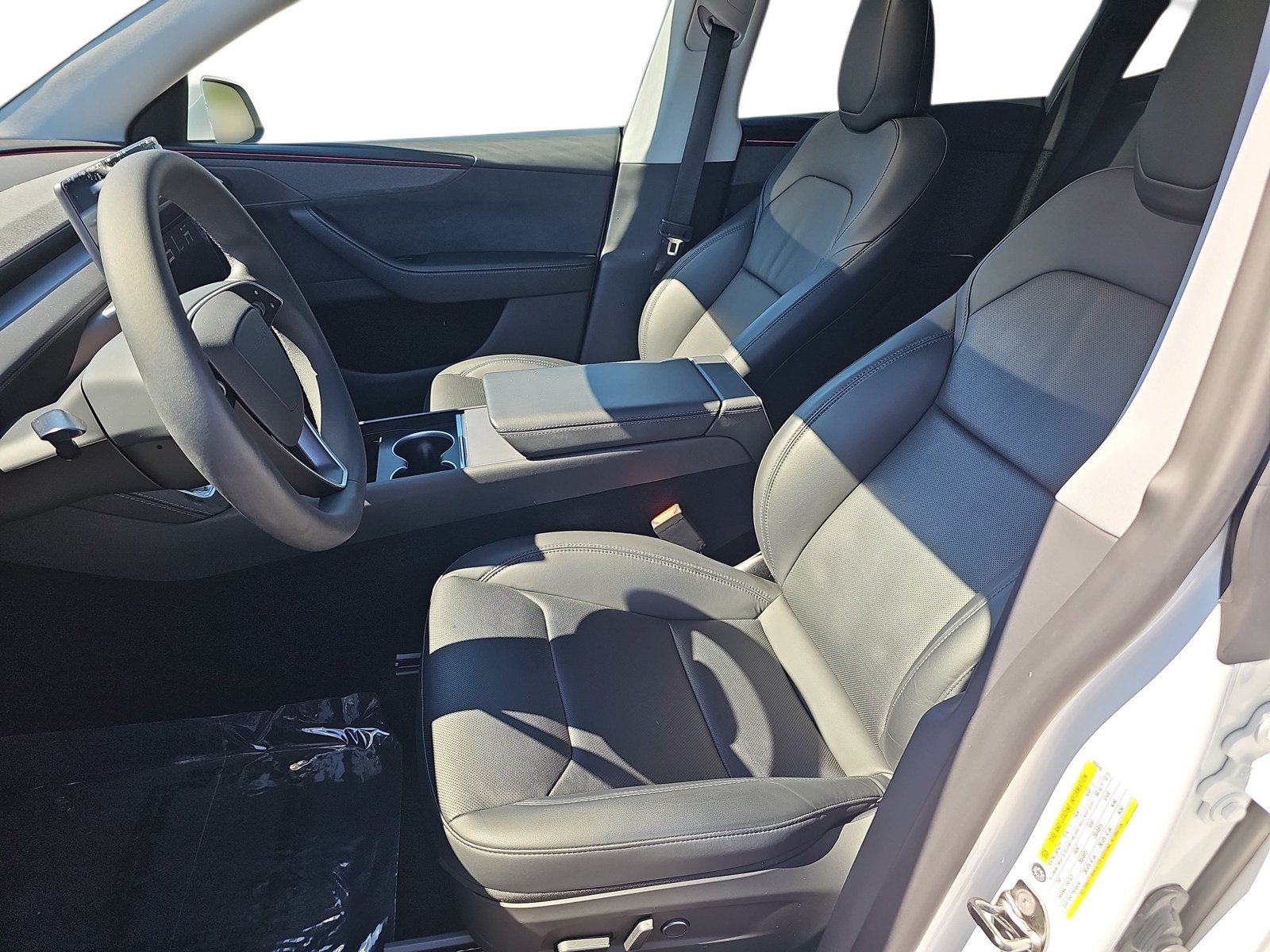 Used 2026 Tesla Model Y AWD image 12