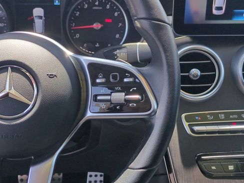 Used 2021 Mercedes-Benz GLC 300 image 19