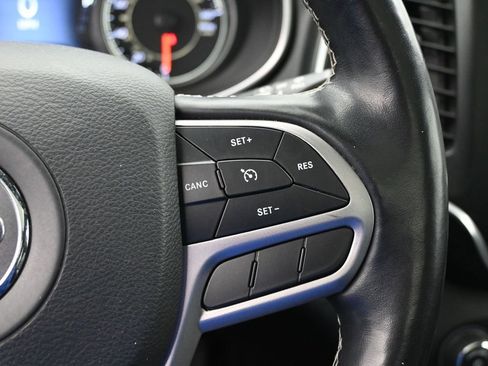 Used 2021 Jeep Cherokee Latitude Lux 80th Anniv w/ Quick Order Package 26U 80TH image 14