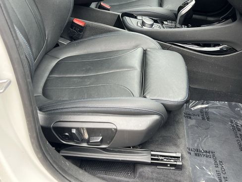 Used 2022 BMW X1 xDrive28i w/ M Sport Package image 27