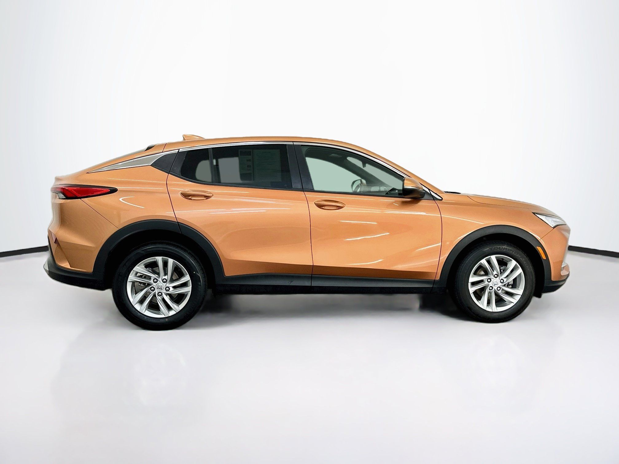 Used 2025 Buick Envista Preferred FWD image 10