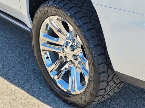 Used 2019 GMC Yukon XL Denali w/ Denali Ultimate Package image 7