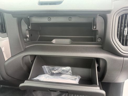 Used 2025 Chevrolet Silverado 1500 W/T image 82