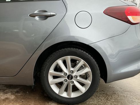 Used 2017 Kia Forte S image 23