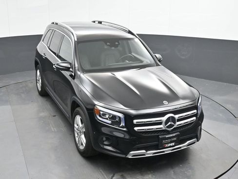 Used 2023 Mercedes-Benz GLB 250 4MATIC image 40