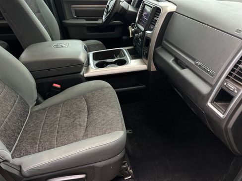 Used 2019 RAM 1500 Big Horn AWD/4WD image 14