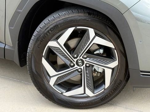 Used 2022 Hyundai Tucson Limited FWD image 2