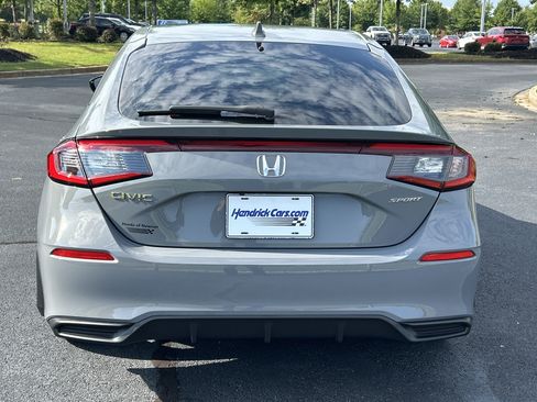 Used 2025 Honda Civic Sport image 8