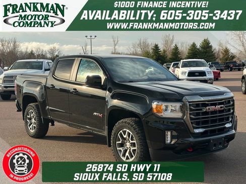 Used 2022 GMC Canyon AT4 w/ Trailering Package image 1