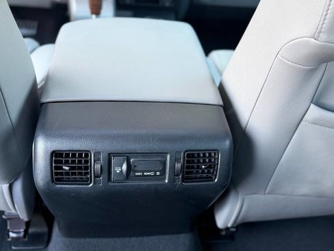 Used 2012 Toyota Tundra Limited w/ Platinum Pkg image 45