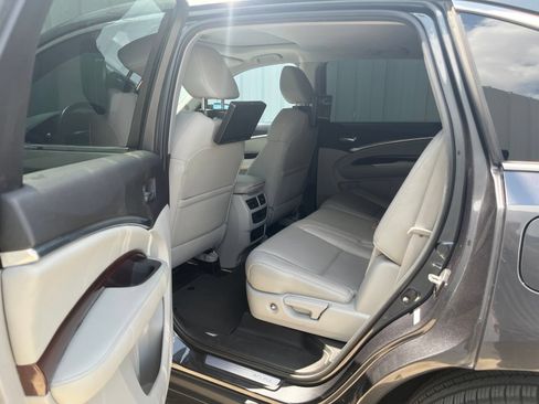 Used 2016 Acura MDX SH-AWD w/ Technology Package image 12
