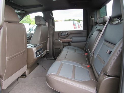 Certified 2022 GMC Sierra 2500 Denali w/ Denali Ultimate Package image 29