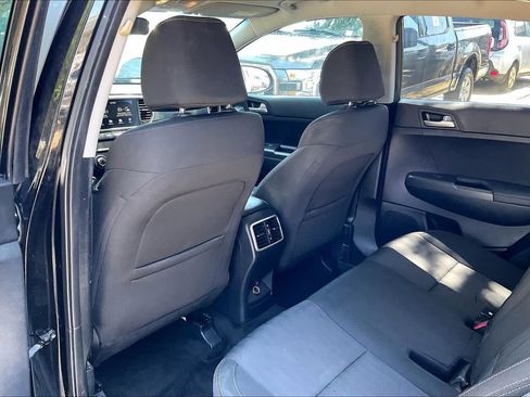 Certified 2022 Kia Sportage LX FWD image 10