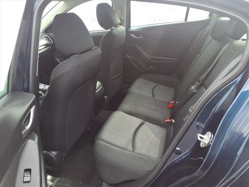 Used 2015 MAZDA MAZDA3 i Sport image 20