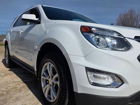 Used 2017 Chevrolet Equinox LT w/ Convenience Package image 26