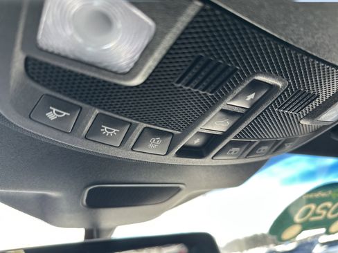 Used 2020 Lincoln Nautilus Reserve w/ Equipment Group 202A image 15