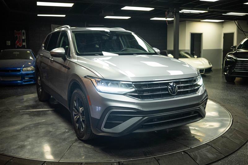 Used 2022 Volkswagen Tiguan SE AWD/4WD image 5