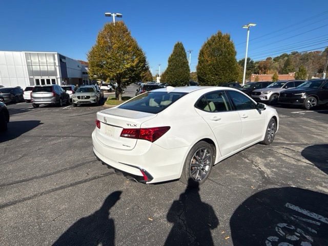 Used 2019 Acura TLX V6 SH-AWD image 4