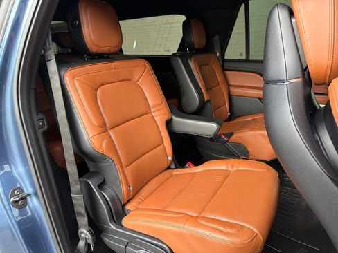 Used 2019 Lincoln Navigator L Reserve w/ Cargo Package AWD/4WD image 11
