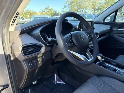 Used 2019 Hyundai Santa Fe SE image 24