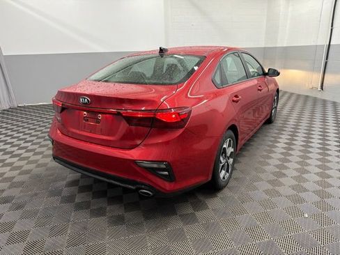 Used 2019 Kia Forte LXS FWD image 4