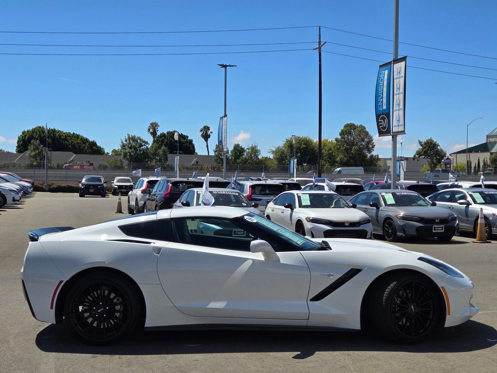Used 2016 Chevrolet Corvette Stingray Coupe RWD image 8