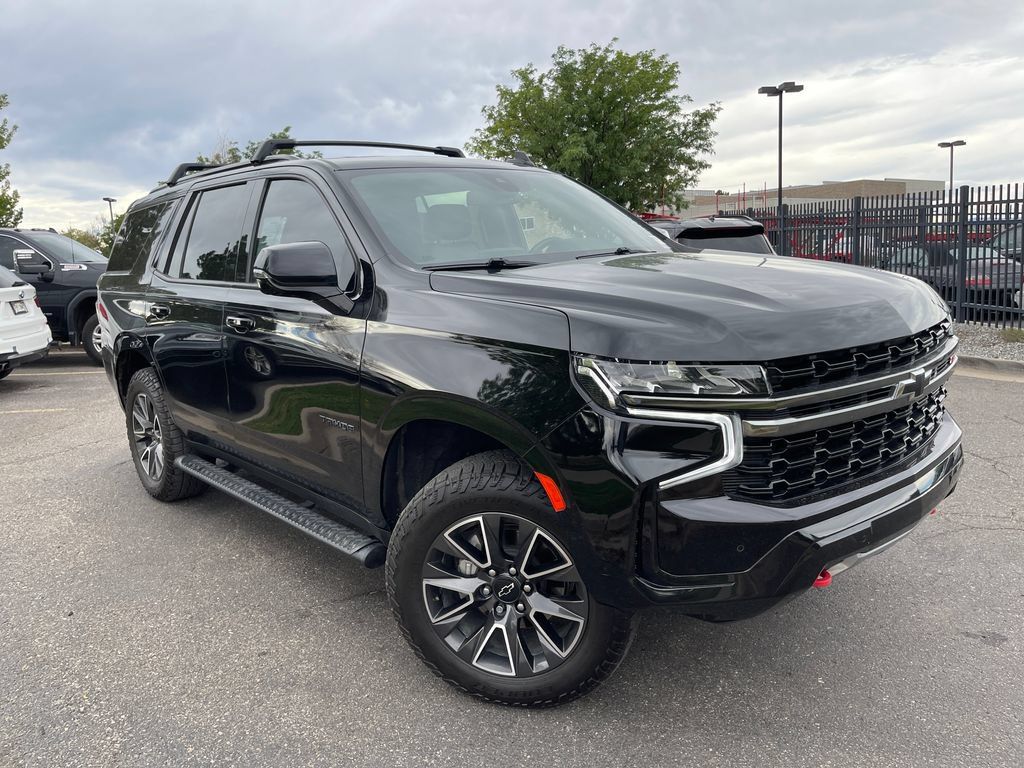 Used 2022 Chevrolet Tahoe Z71 w/ Luxury Package AWD/4WD image 1