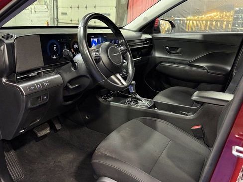 Used 2025 Hyundai Kona SEL image 10