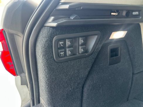 Used 2021 BMW X7 xDrive40i w/ Executive Package AWD/4WD image 35