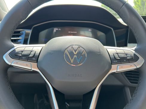 New 2025 Volkswagen Jetta SE image 18