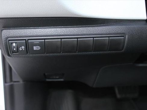 Certified 2023 Toyota Corolla SE image 15