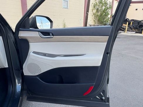 Used 2022 Hyundai Palisade SEL w/ 8P Bench Seat Package FWD image 18
