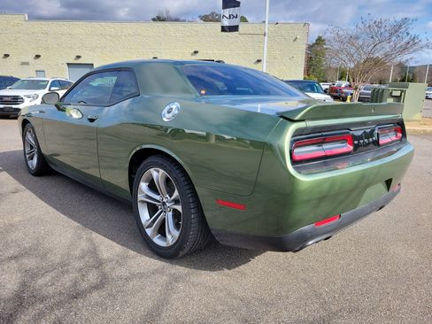 Used 2022 Dodge Challenger R/T image 24