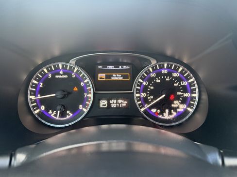 Used 2015 INFINITI QX60 FWD w/ Deluxe Touring Package image 23