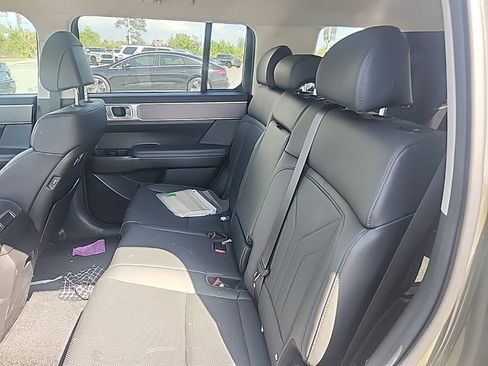 Used 2024 Hyundai Santa Fe XRT image 8