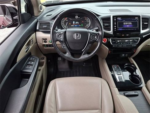 Used 2020 Honda Ridgeline RTL-E image 2