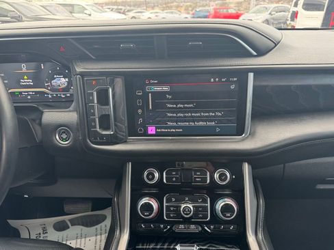 Used 2023 GMC Yukon XL Denali image 24