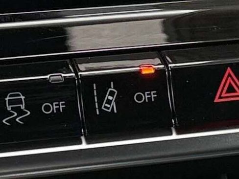 New 2026 Jeep Compass Limited image 36