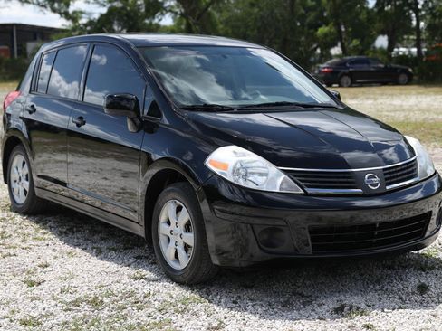 Used 2009 Nissan Versa 1.8 S w/ Convenience Pkg FWD image 15