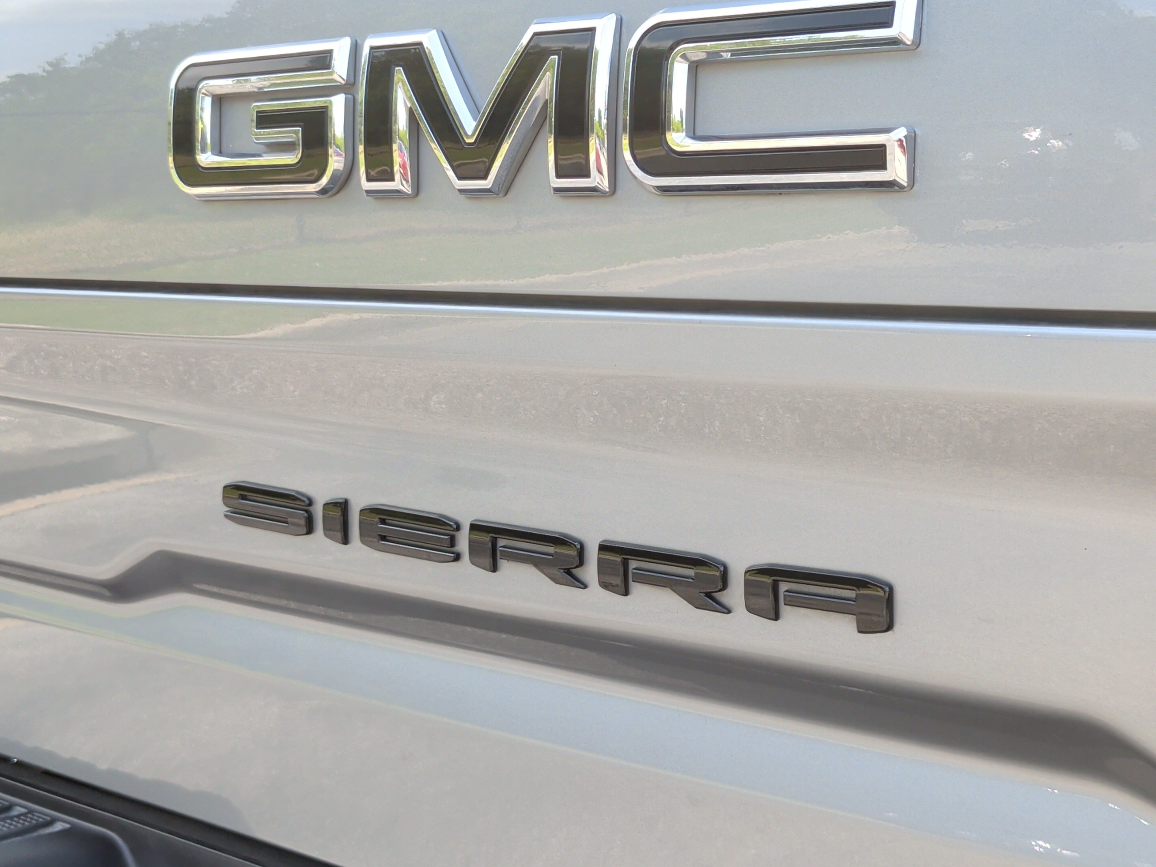 Used 2026 GMC Sierra 1500 AT4 w/ AT4 Premium Package AWD/4WD image 12