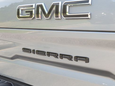 Used 2026 GMC Sierra 1500 AT4 w/ AT4 Premium Package AWD/4WD image 12