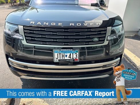 Used 2023 Land Rover Range Rover SE AWD/4WD image 2