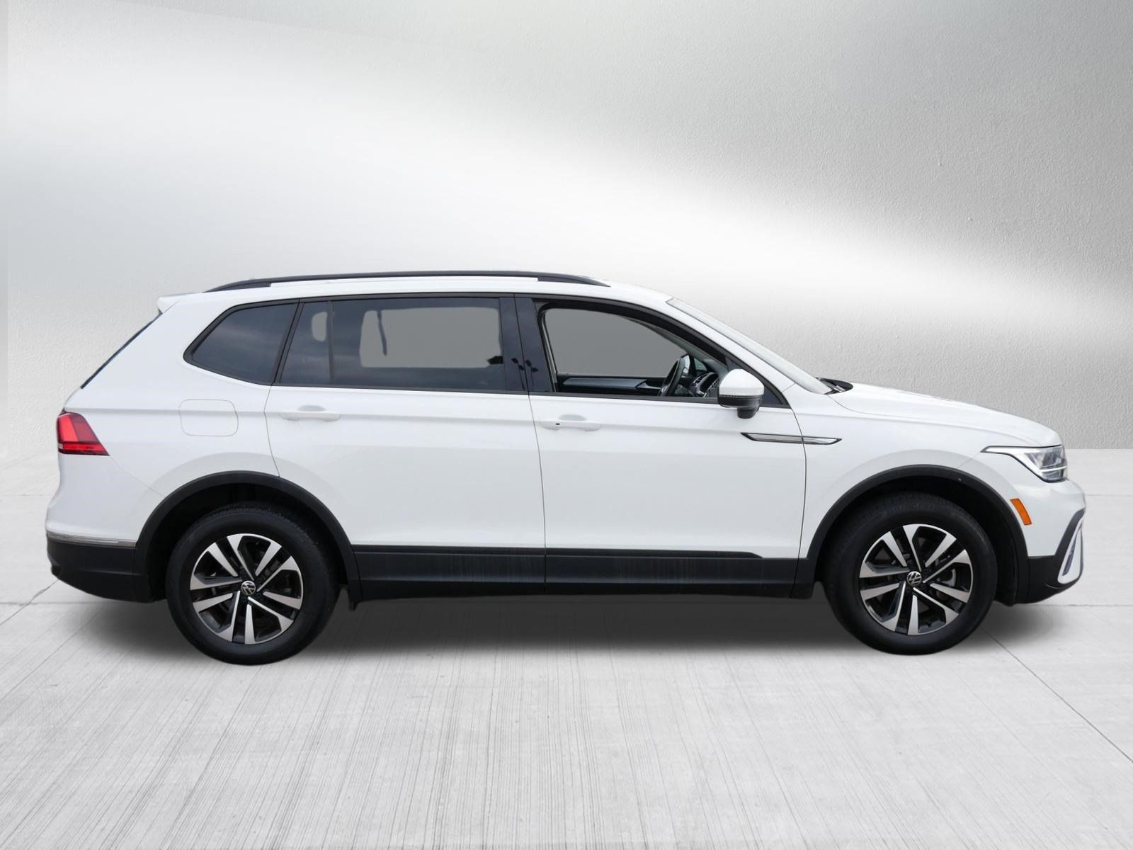 Used 2023 Volkswagen Tiguan S w/ Driver Assistance Package AWD/4WD image 8