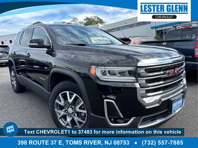 Used 2023 GMC Acadia SLT w/ Preferred Package